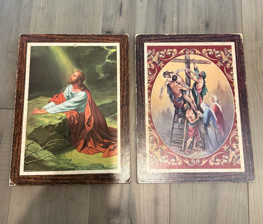 Set of 2 Vintage Stapco 1992 Religious Wall Plaques featuring Jesus in the Garde